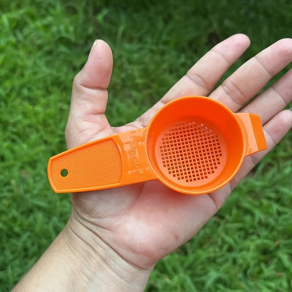 TUPPERWARE MINI STRAINER
